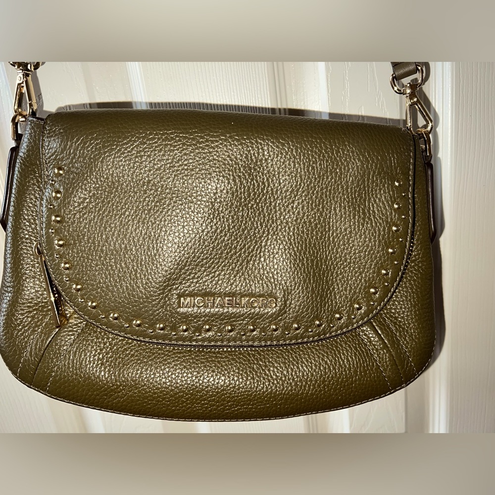 Authentic Michael Kors Aria studded convertible OLIVE shoulder handbag